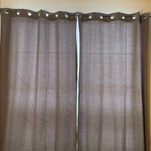 EUC Curtains